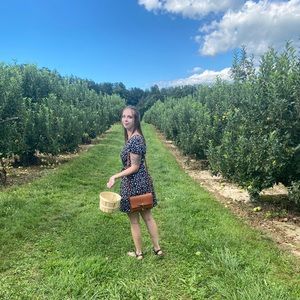 Meet your Posher, Brittany